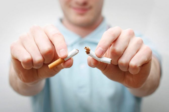 La población con mayor descenso en el consumo de tabaco son los jóvenes