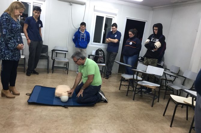 CAMOC realizó curso de primeros auxilios para estudiantes de ERCNA
