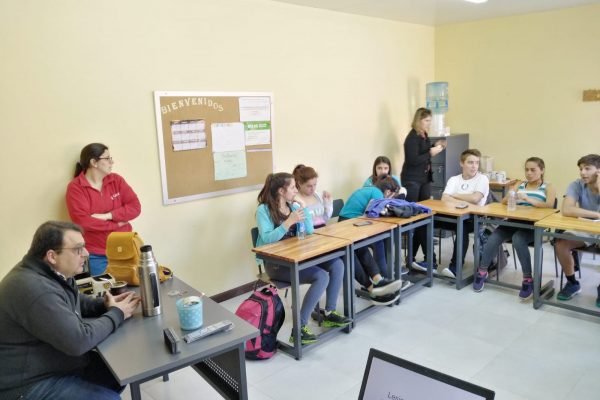 Dr. Juan Ángel Fortunato realizó charla en UTU Ombúes de Lavalle sobre lesiones deportivas