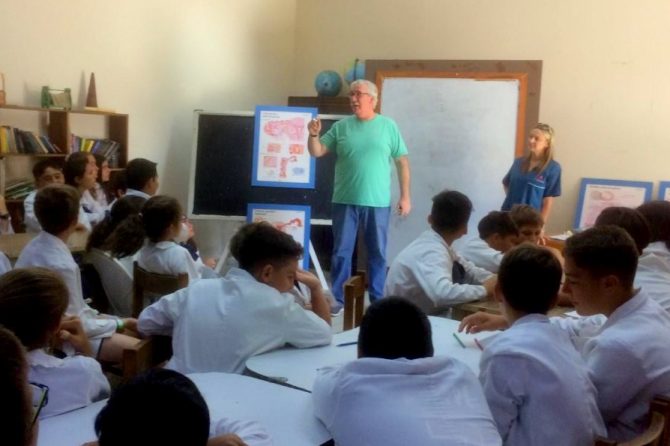 CAMOC realizó actividad del Espacio Adolescente en escuela pública de Nueva Palmira