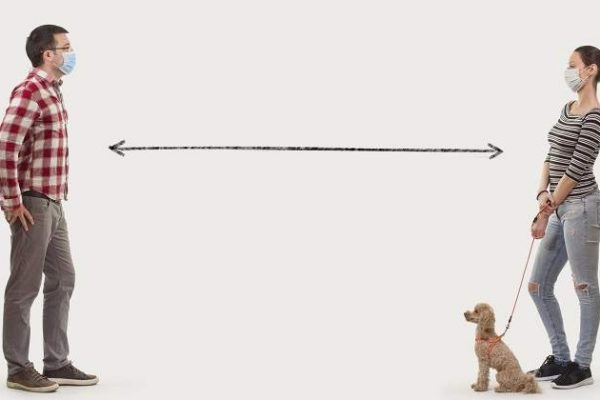 Dos metros de distancia de las demás personas